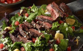 7-Pepper-Sirloin-Salad