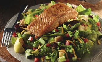 Farm-Fresh-Field-Greens-with-Grilled-Salmon